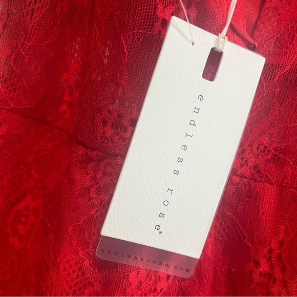 Endless Rose Red Body Con Lace Dress, New with Tags, Size Large - Picture 5 of 6